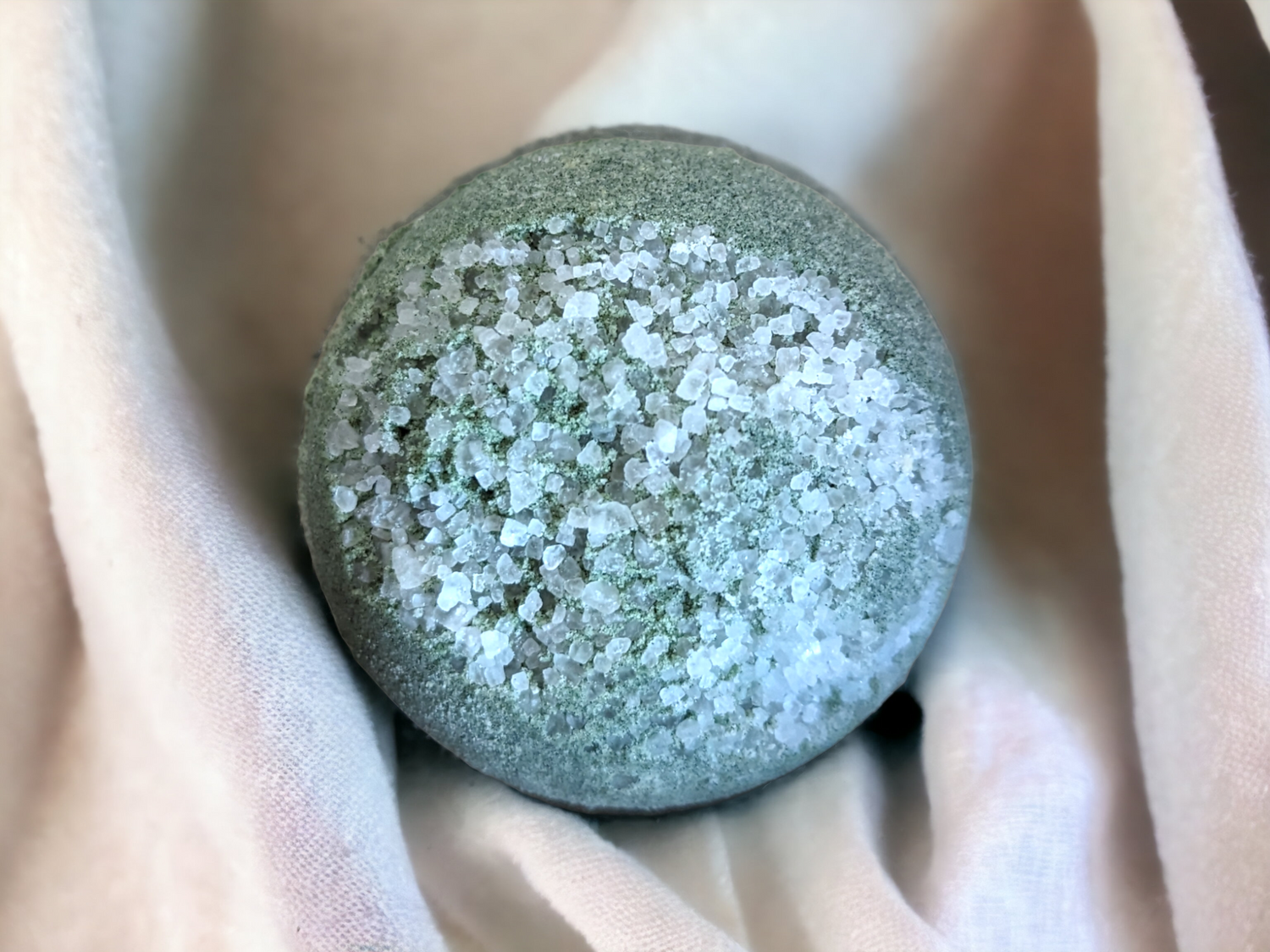 Nomad Natural Hemp Bath Bomb